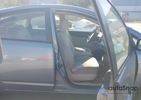 2004 Toyota Prius из США, поврежденный, VIN JTDKB20U540103258